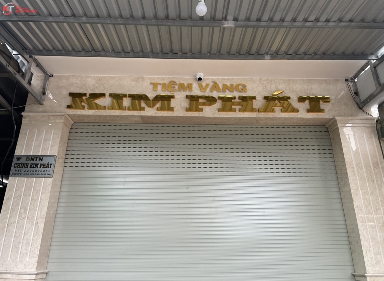 Chữ nổi inox - Tiệm vàng Kim Phát