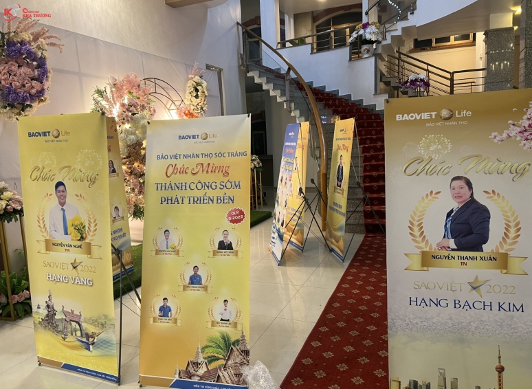 Trang trí hội nghị, Font chụp hình - Bảo Việt Life