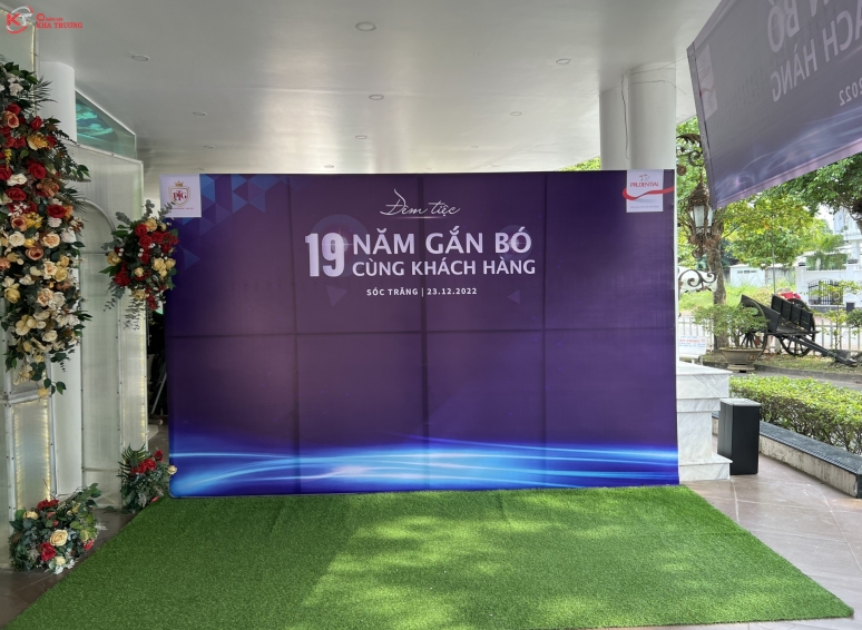 Font chụp hình - Kỷ niệm 19 năm gắn bó cùng KH