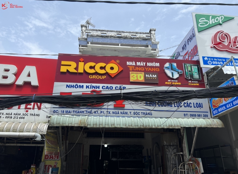 Biển hiệu Alu chữ nổi - Nhà máy nhôm