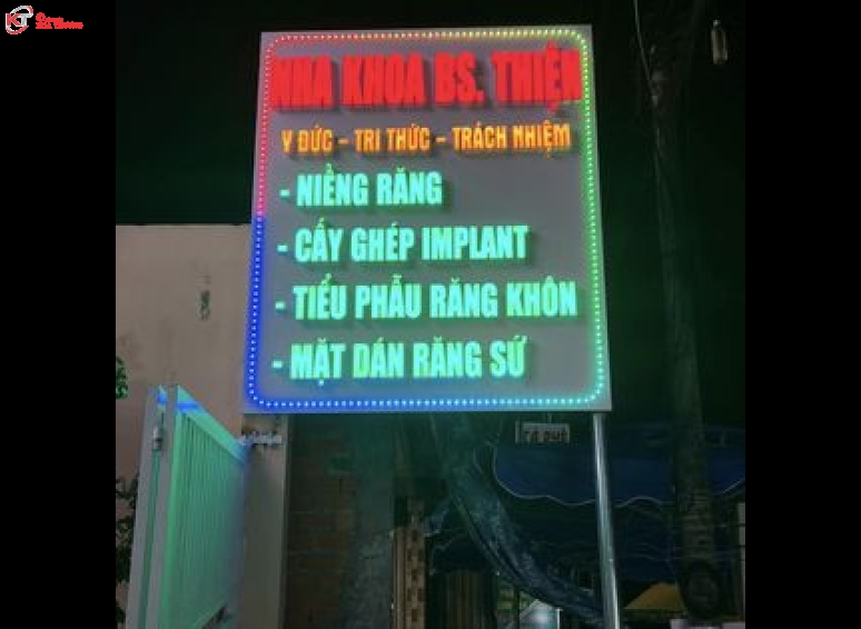 Thi Công Bảng Hiệu đèn LED của nha khoa BS. Thiện