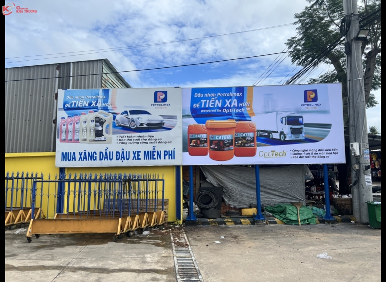 Bảng hiệu bạt in UV - Tiến Xa
