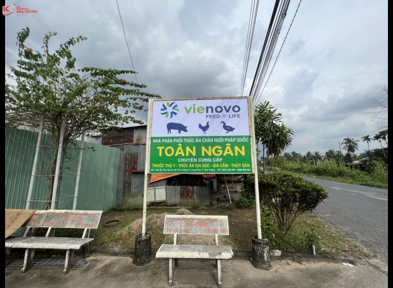 Bảng hiệu bạt in UV - NPP thức ăn Toàn Ngân