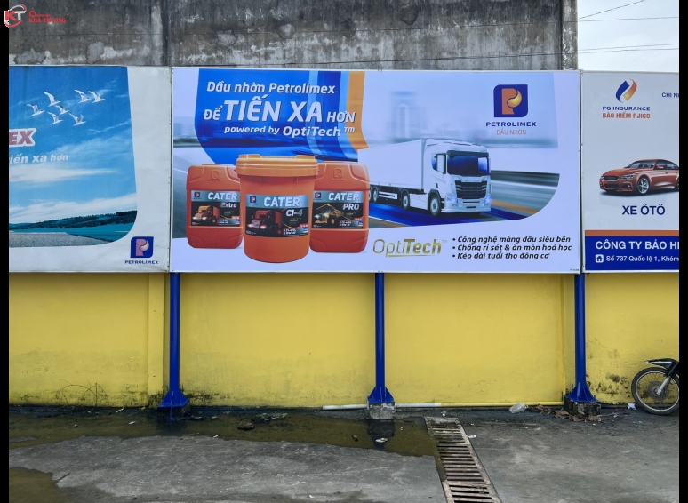 Bảng hiệu bạt in UV - Tiến Xa