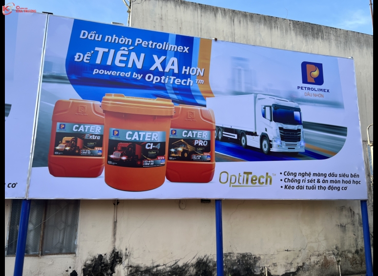 Bảng hiệu bạt in UV - Tiến Xa